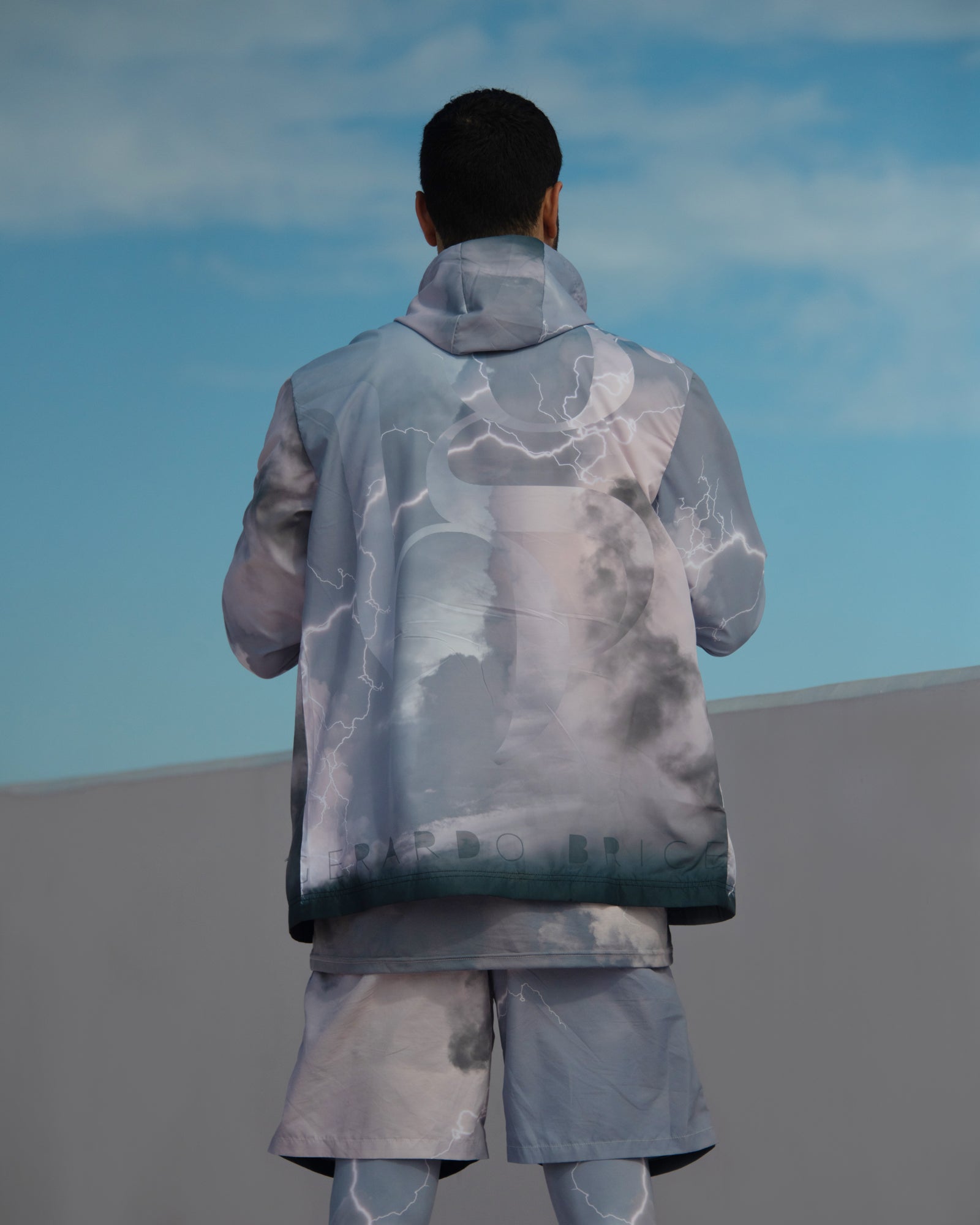 Windbreaker Jacket THE MOMENT