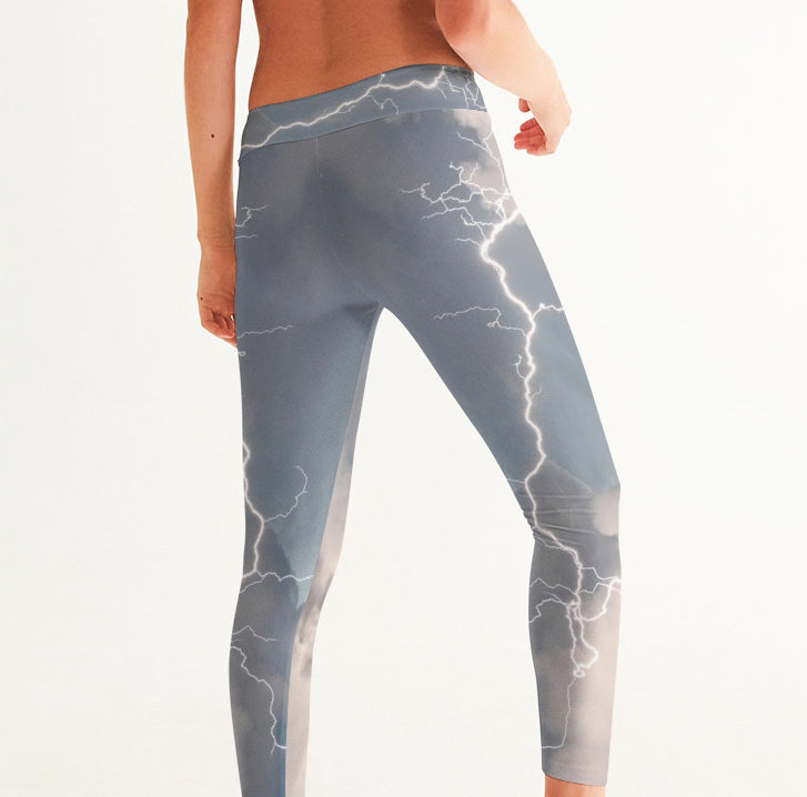 Yoga Pants THE MOMENT